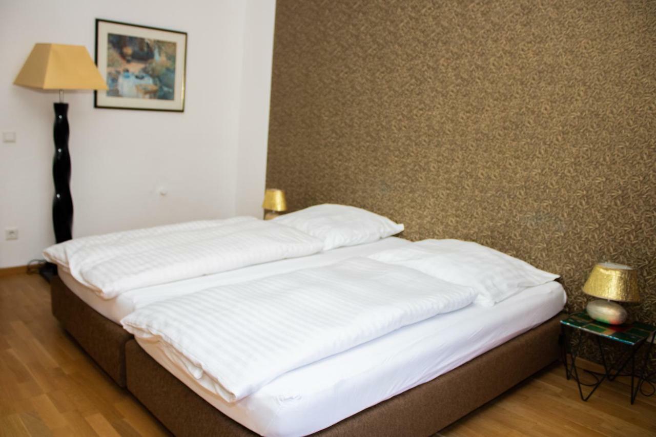 Hotel Stern ดุสเซลดอร์ฟ ภายนอก รูปภาพ